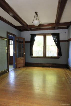 Property listing for 9 Barnesdale Ave. S., Hamilton, ON